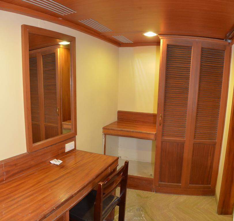 Hotel Raya'S Annexe-1 Kumbakonam Kültér fotó