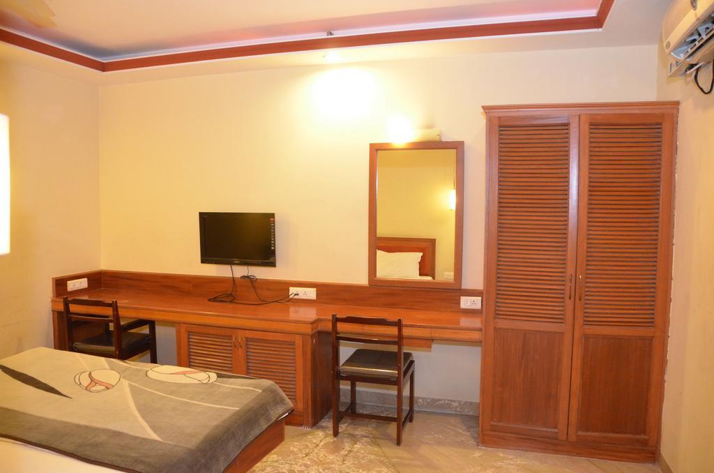 Hotel Raya'S Annexe-1 Kumbakonam Kültér fotó